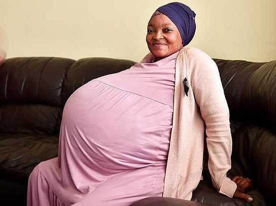 Falso record mundial de embarazo de 10 bebes
